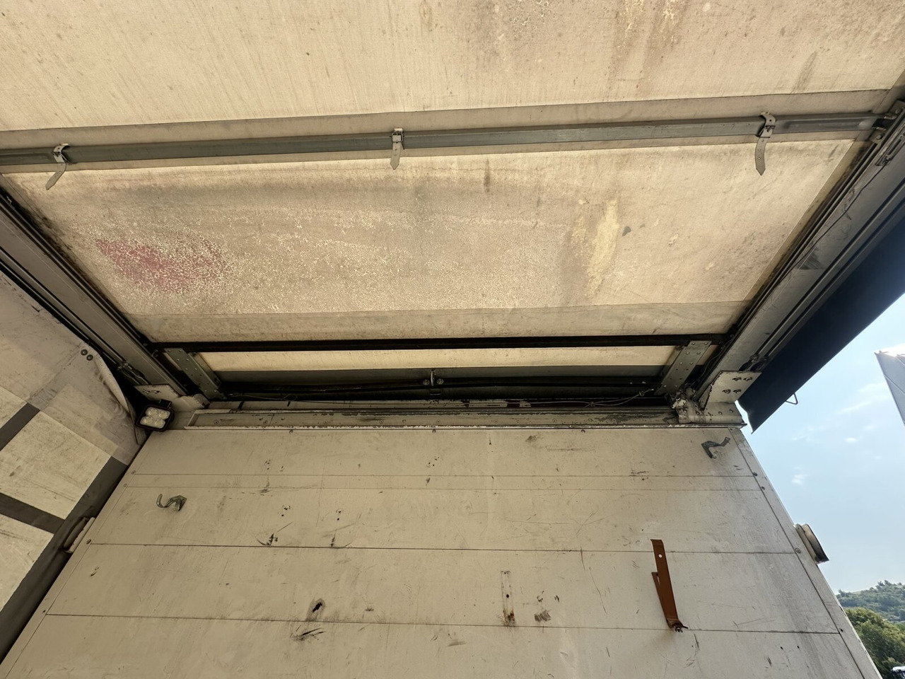 MAN TGS 26.400 6x2-4 LL TGS 26.400 6x2-4 LL, Lenk-/Lift, Edscha, Heckkran Palfinger PK23002-C + Jib PJ060A, Funk - Камион со церада, Камион со кран: слика 4 MAN TGS 26.400 6x2-4 LL TGS 26.400 6x2-4 LL, Lenk-/Lift, Edscha, Heckkran Palfinger PK23002-C + Jib PJ060A, Funk - Камион со церада, Камион со кран: слика 4