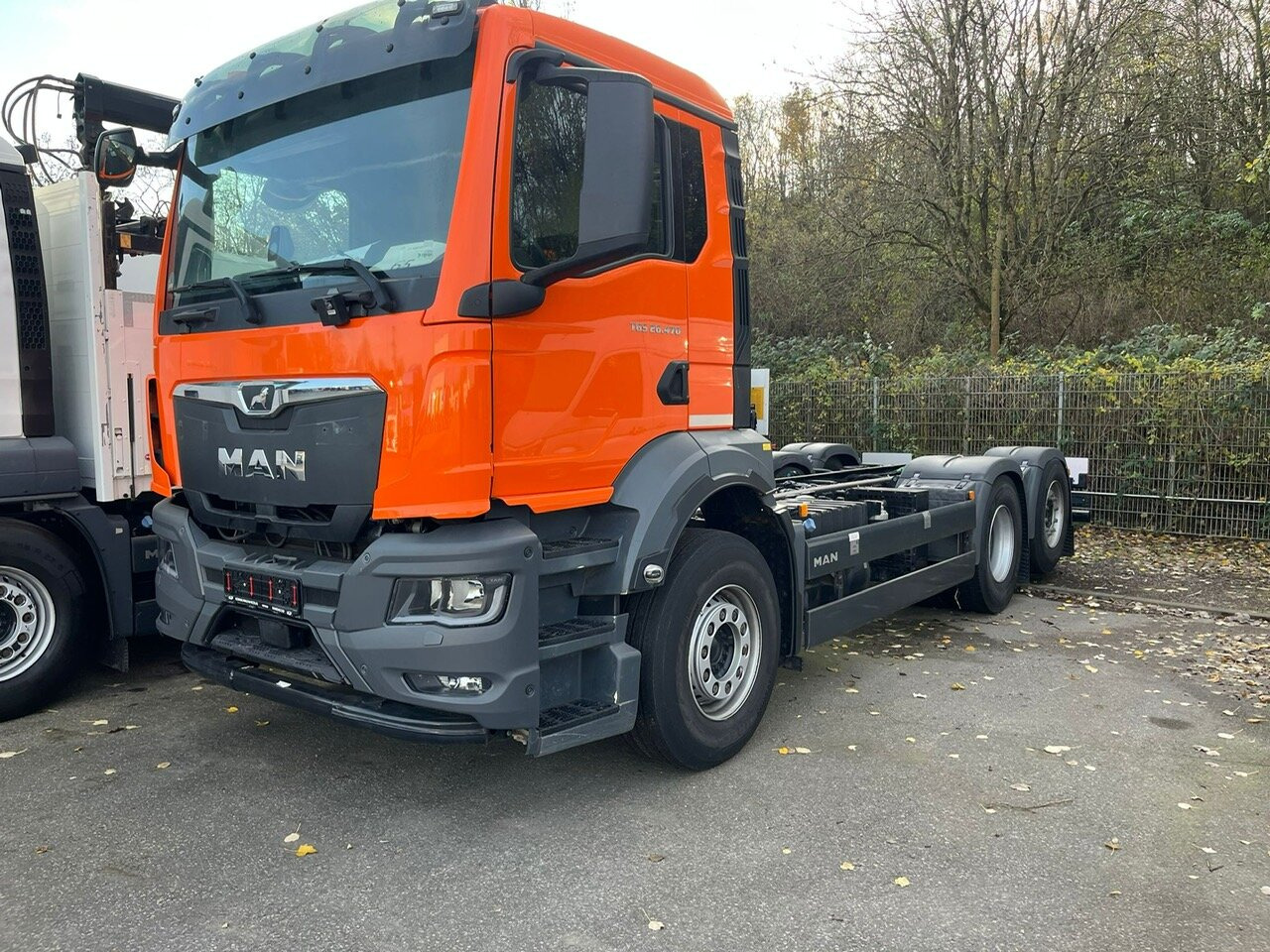MAN TGS 26.470 6x2-4 BL CH TGS 26.470 6x2-4 BL CH, Lenk-/Liftachse, NMV - Камион со кабинска шасија: слика 1 MAN TGS 26.470 6x2-4 BL CH TGS 26.470 6x2-4 BL CH, Lenk-/Liftachse, NMV - Камион со кабинска шасија: слика 1