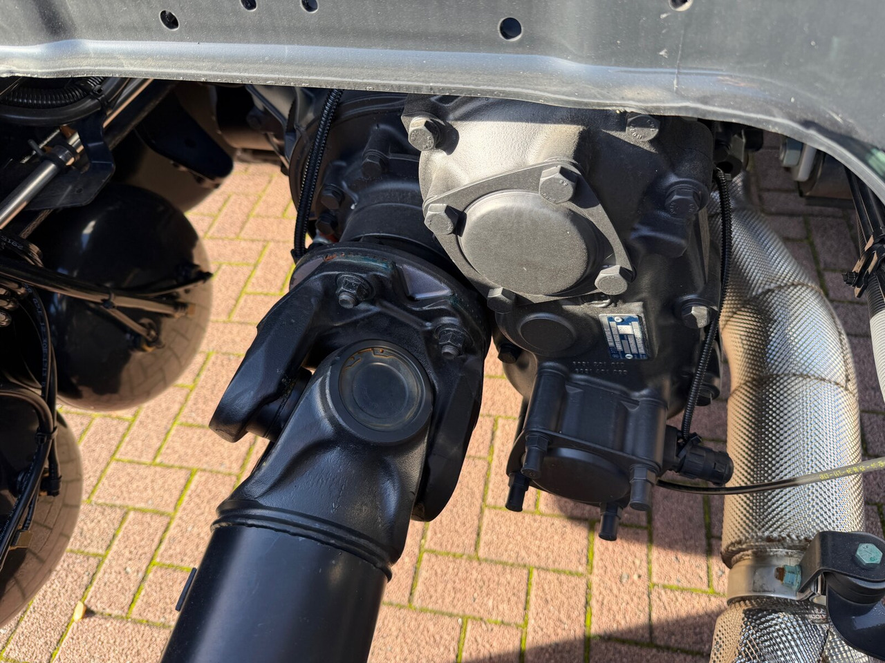 MAN TGS 33.480 6x4 BL CH TGS 33.480 6x4 BL CH - Камион со кука за подигање: слика 2 MAN TGS 33.480 6x4 BL CH TGS 33.480 6x4 BL CH - Камион со кука за подигање: слика 2