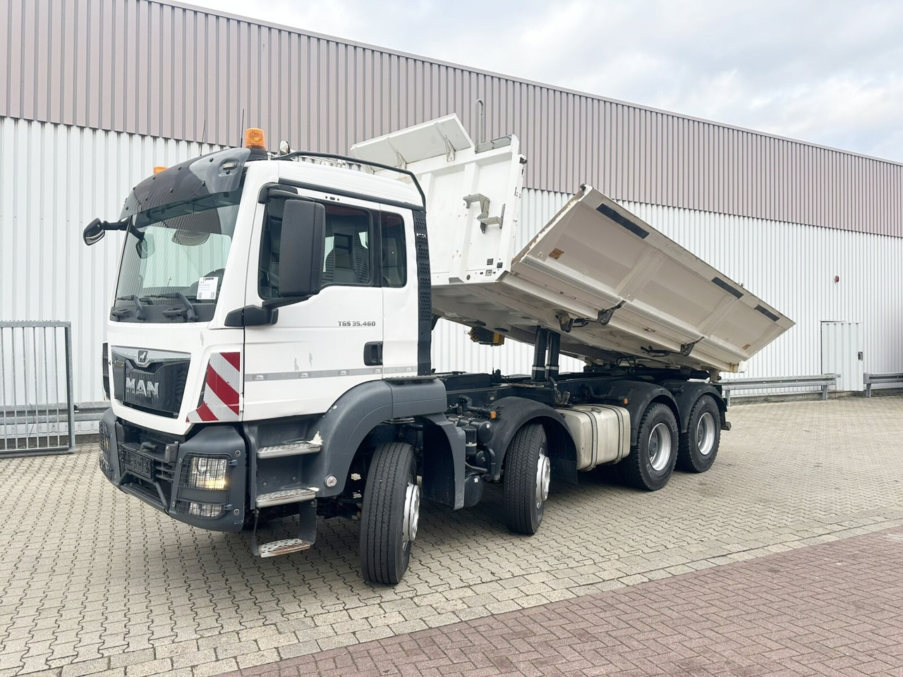 MAN TGS 35.460 8X4 BB TGS 35.460 8X4 BB, Meiller Bordmatik, Rollplane, 13m³ - Кипер: слика 1 MAN TGS 35.460 8X4 BB TGS 35.460 8X4 BB, Meiller Bordmatik, Rollplane, 13m³ - Кипер: слика 1