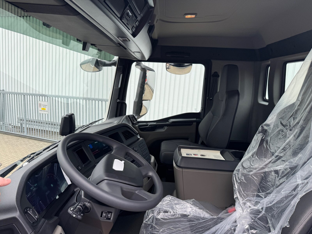 MAN TGS 35.480 8x8 BB CH TGS 35.480 8x8 BB CH, Meiller Stahlmulde 18m³ - Истоварувач: слика 3 MAN TGS 35.480 8x8 BB CH TGS 35.480 8x8 BB CH, Meiller Stahlmulde 18m³ - Истоварувач: слика 3