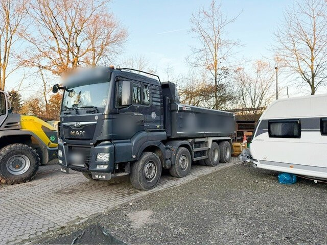 MAN TGS 35.510 8x4 BL TGS 35.510 8x4 BL, Intarder, Stahlmulde ca. 13m³, hydr. Heckklappenöffnung - Истоварувач: слика 1 MAN TGS 35.510 8x4 BL TGS 35.510 8x4 BL, Intarder, Stahlmulde ca. 13m³, hydr. Heckklappenöffnung - Истоварувач: слика 1