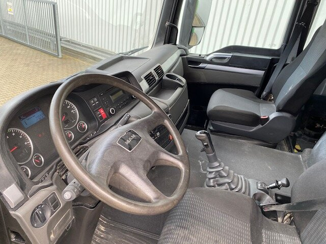 MAN TGS 40.400 6x4 BB TGS 40.400 6x4 BB mit 20.000l Tank - Камион цистерна: слика 5 MAN TGS 40.400 6x4 BB TGS 40.400 6x4 BB mit 20.000l Tank - Камион цистерна: слика 5