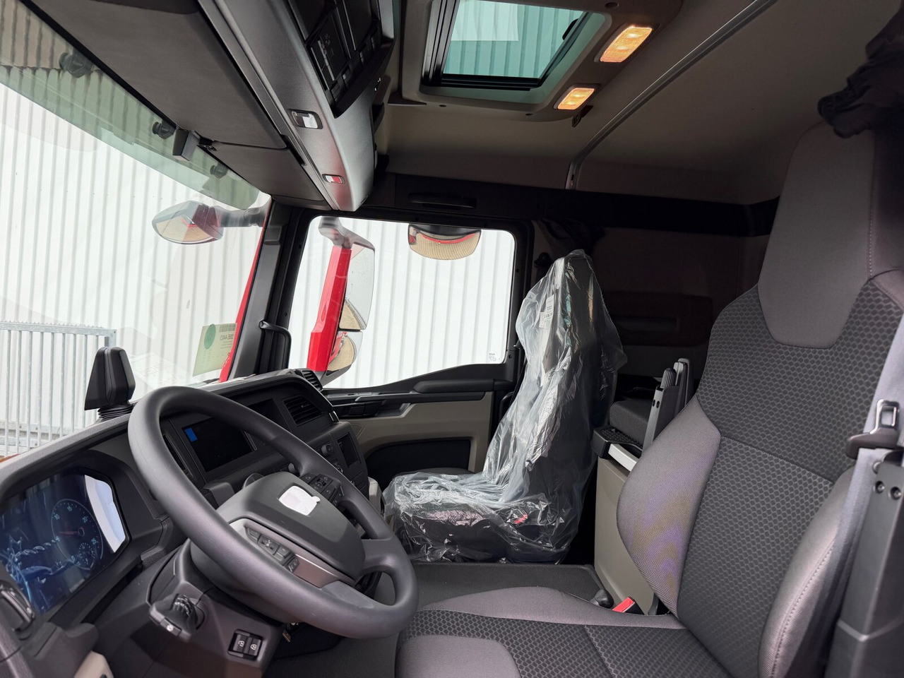 MAN TGS 41.480 8x4 BB CH TGS 41.480 8x4 BB CH, MEHRFACH VORHANDEN! - Камион со кабинска шасија: слика 2 MAN TGS 41.480 8x4 BB CH TGS 41.480 8x4 BB CH, MEHRFACH VORHANDEN! - Камион со кабинска шасија: слика 2