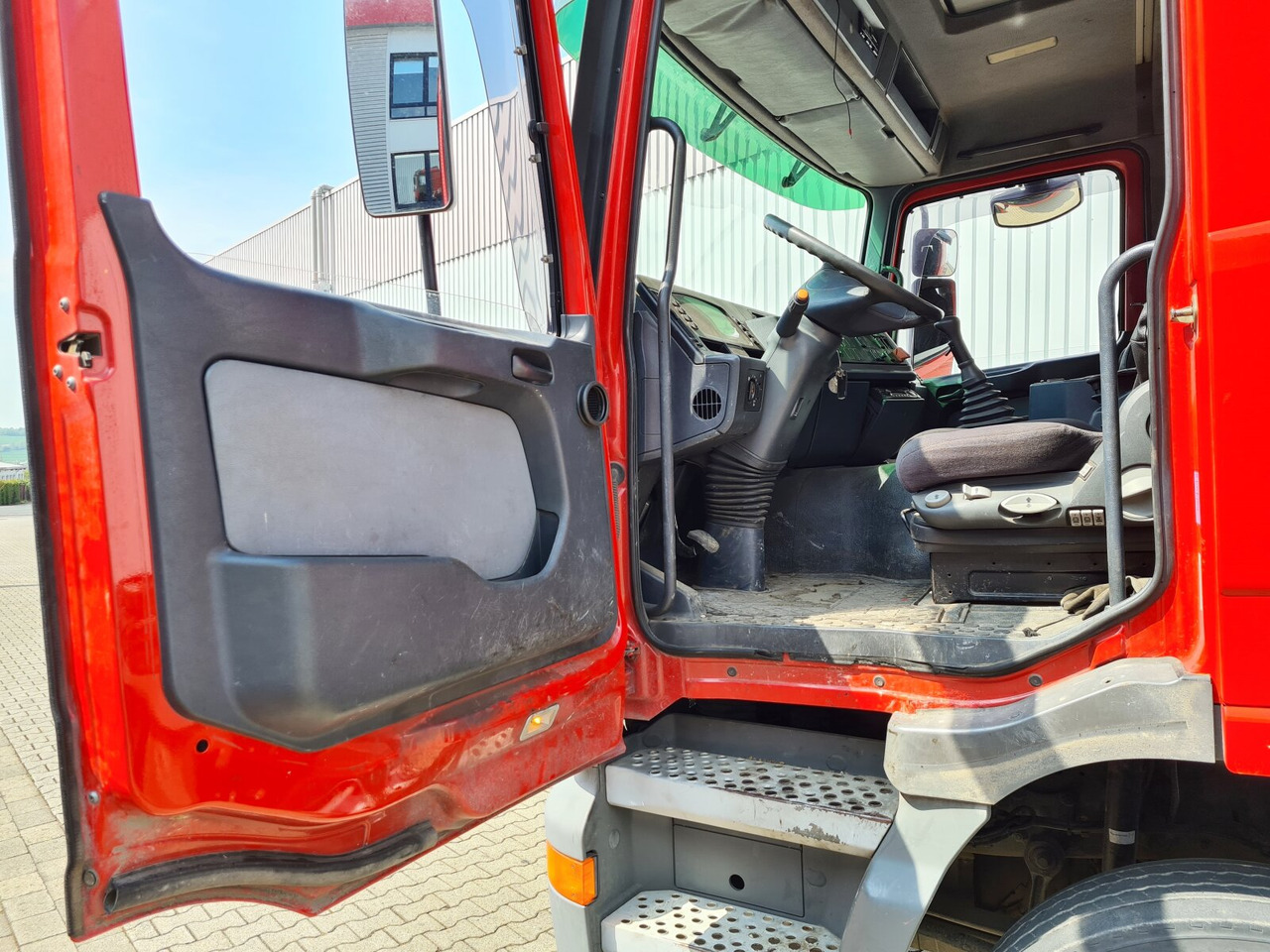 Mercedes-Benz Actros 1835 K 4x2 Actros 1835 K 4x2 - Камион со кабинска шасија: слика 2 Mercedes-Benz Actros 1835 K 4x2 Actros 1835 K 4x2 - Камион со кабинска шасија: слика 2