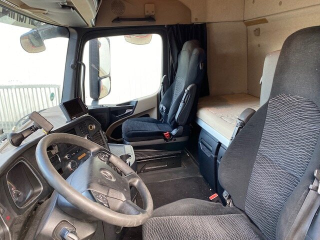 Mercedes-Benz Actros 2545 L 6x2 Actros 2545 L 6x2, StreamSpace, Liftachse, Bi-Xenon - Камион со кабинска шасија: слика 2 Mercedes-Benz Actros 2545 L 6x2 Actros 2545 L 6x2, StreamSpace, Liftachse, Bi-Xenon - Камион со кабинска шасија: слика 2