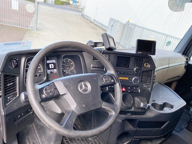 Mercedes-Benz Actros 2545 L 6x2 Actros 2545 L 6x2, StreamSpace, Liftachse, Bi-Xenon - Камион со кабинска шасија: слика 3 Mercedes-Benz Actros 2545 L 6x2 Actros 2545 L 6x2, StreamSpace, Liftachse, Bi-Xenon - Камион со кабинска шасија: слика 3