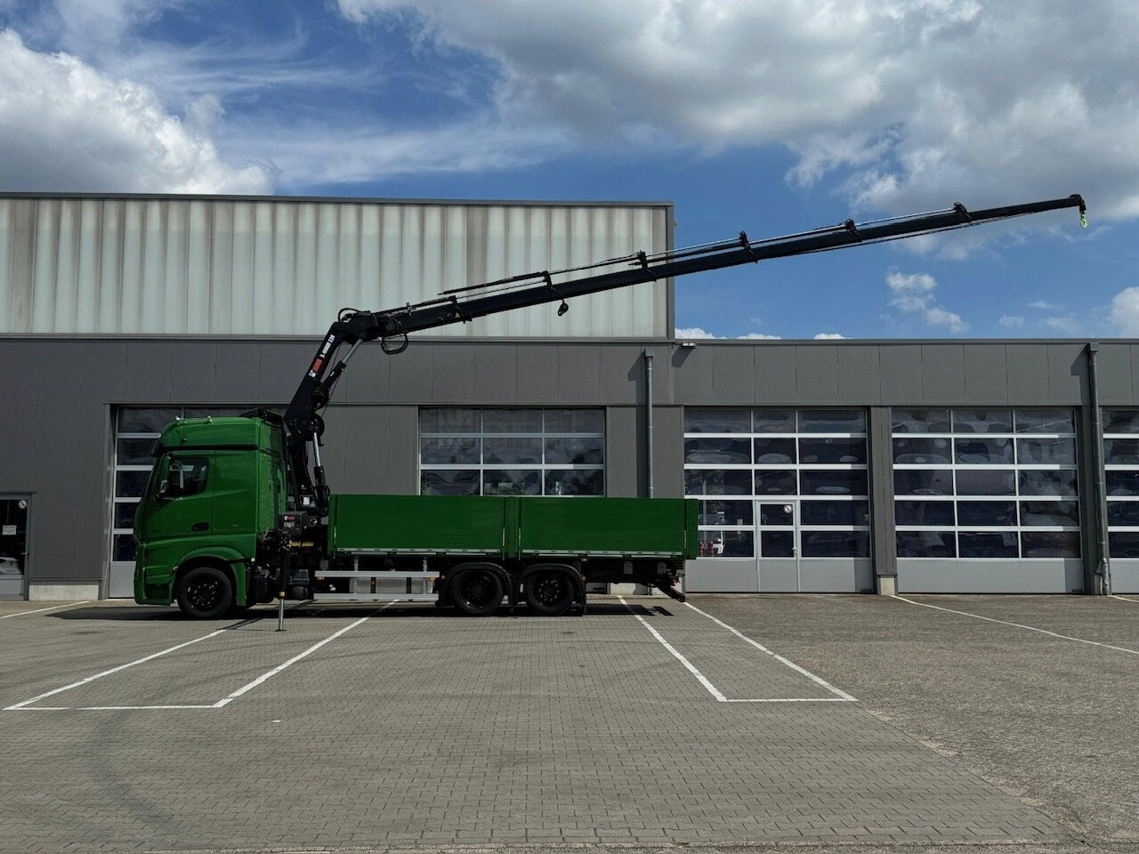 Mercedes-Benz Actros 2548 L 6x2 Actros 2548 L 6x2, Actros 2548 L, 6x2 mit Kran Hiab X-HiDuo 228 - Камион со кран: слика 3 Mercedes-Benz Actros 2548 L 6x2 Actros 2548 L 6x2, Actros 2548 L, 6x2 mit Kran Hiab X-HiDuo 228 - Камион со кран: слика 3