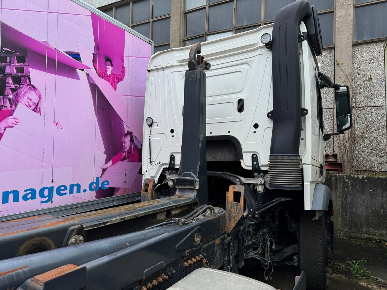 Камион со кука за подигање Mercedes-Benz Actros 2548 L 6x2, ERSATZTEILSPENDER! Actros 2548 L 6x2/46, Retarder, Lenk-/Liftachse, ERSATZTEILSPENDER!: слика 9