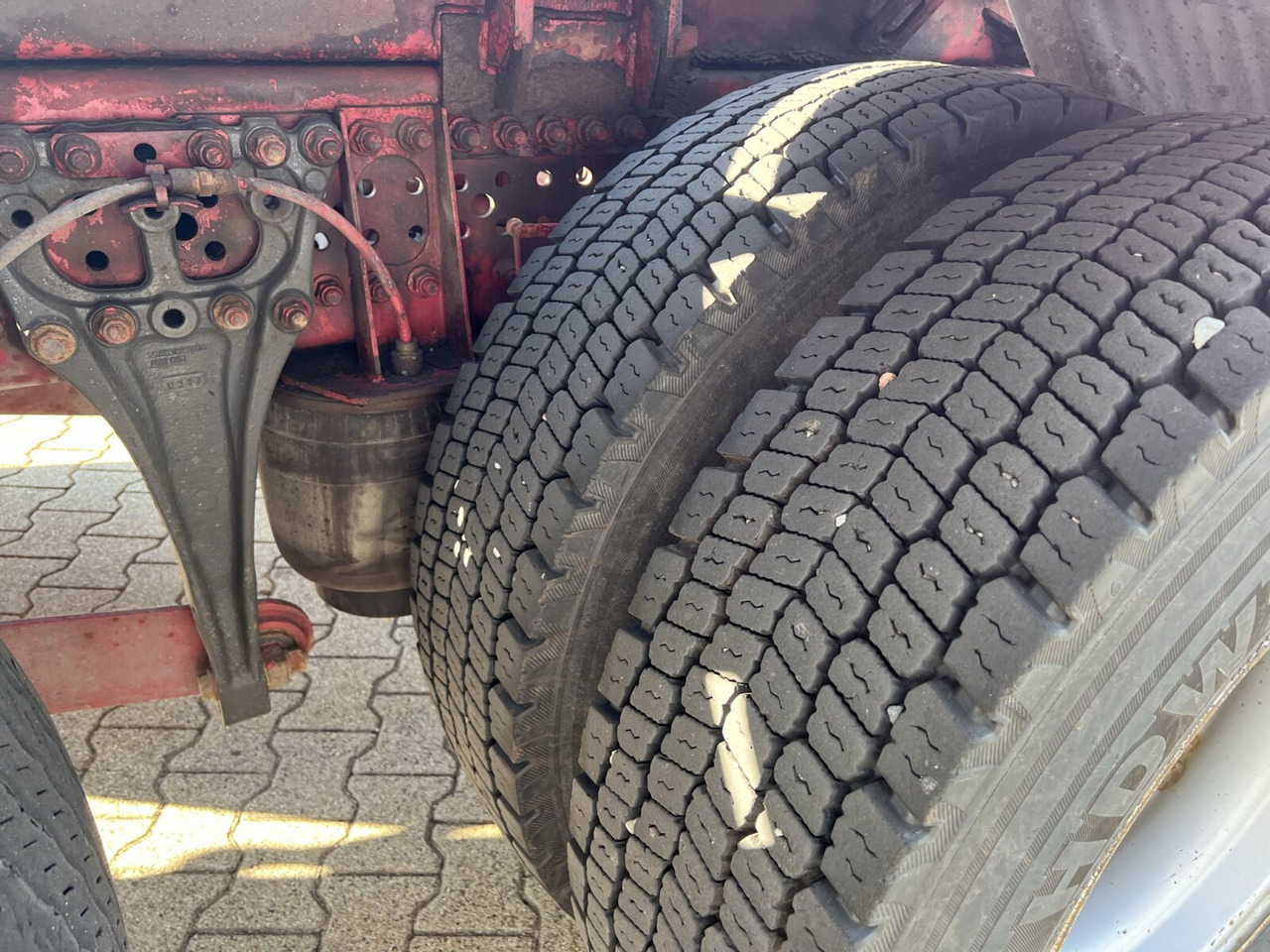 Камион со кука за подигање Mercedes-Benz Actros 2551 L 6x2 Actros 2551 L 6x2/46, Retarder, Liftachse, BigSpace, Bi-Xenon: слика 15 Камион со кука за подигање Mercedes-Benz Actros 2551 L 6x2 Actros 2551 L 6x2/46, Retarder, Liftachse, BigSpace, Bi-Xenon: слика 15