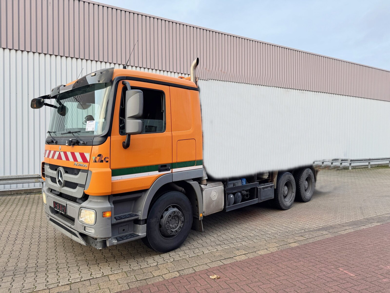 Mercedes-Benz Actros 2641/48 L 6x4 Actros 2641/48 L 6x4 - Камион со кабинска шасија: слика 1 Mercedes-Benz Actros 2641/48 L 6x4 Actros 2641/48 L 6x4 - Камион со кабинска шасија: слика 1