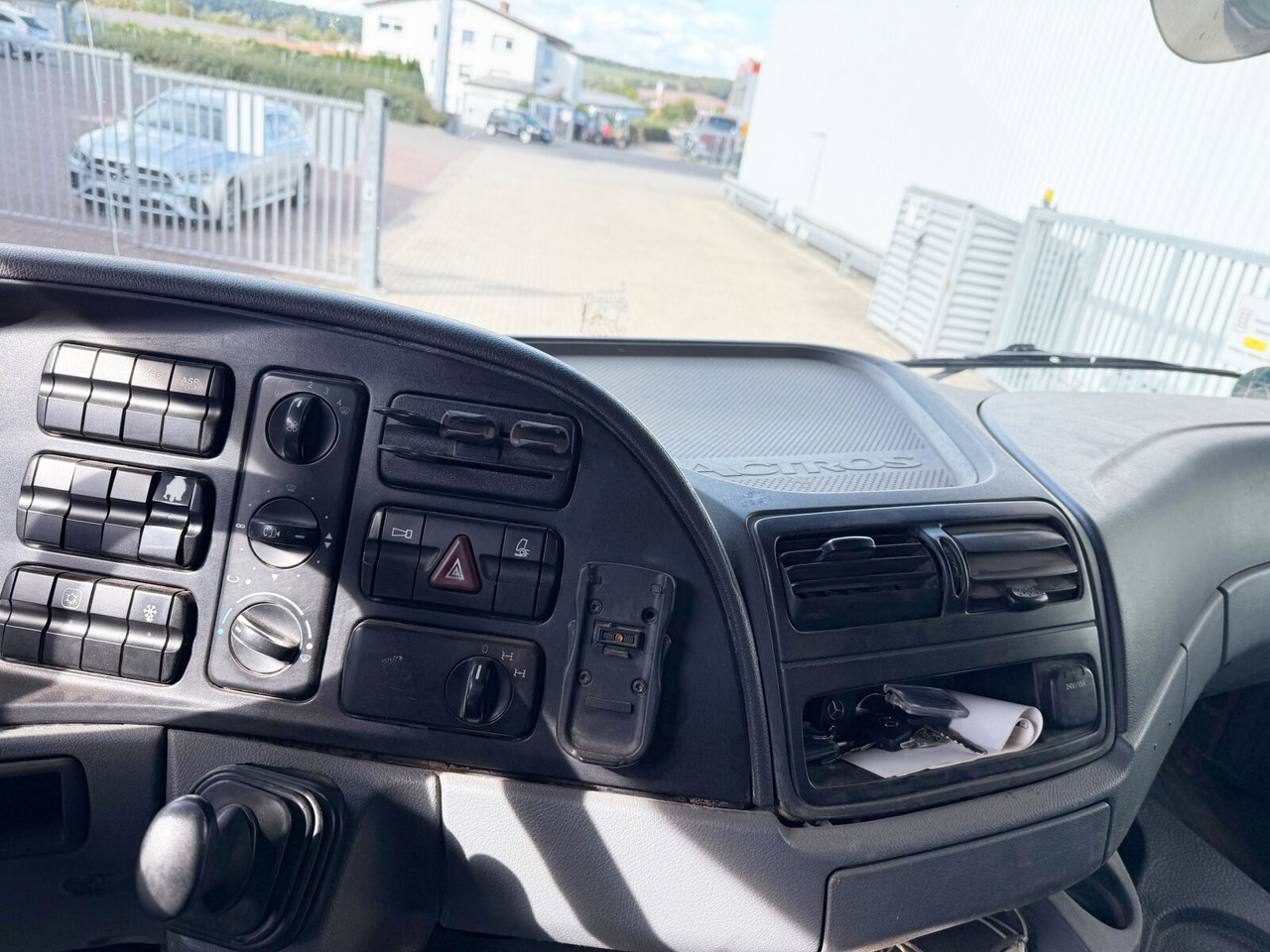 Mercedes-Benz Actros 2646 K 6x4 Actros 2646 K 6x4, Retarder - Камион со кабинска шасија: слика 2 Mercedes-Benz Actros 2646 K 6x4 Actros 2646 K 6x4, Retarder - Камион со кабинска шасија: слика 2