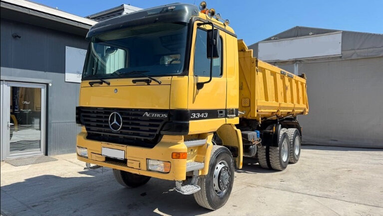 Mercedes-Benz Actros 3343 AK 6x6 - Кипер: слика 1 Mercedes-Benz Actros 3343 AK 6x6 - Кипер: слика 1