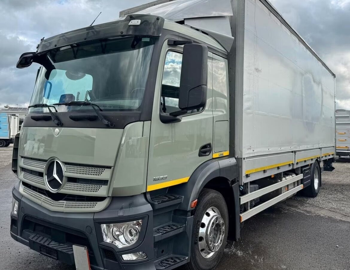 Mercedes-Benz Antos 1833 L nR 4x2 Antos 1833 L nR 4x2, Retarder, Bi-Xenon, Volumer, Edscha, Dautel LBW - Камион со платформа: слика 3 Mercedes-Benz Antos 1833 L nR 4x2 Antos 1833 L nR 4x2, Retarder, Bi-Xenon, Volumer, Edscha, Dautel LBW - Камион со платформа: слика 3