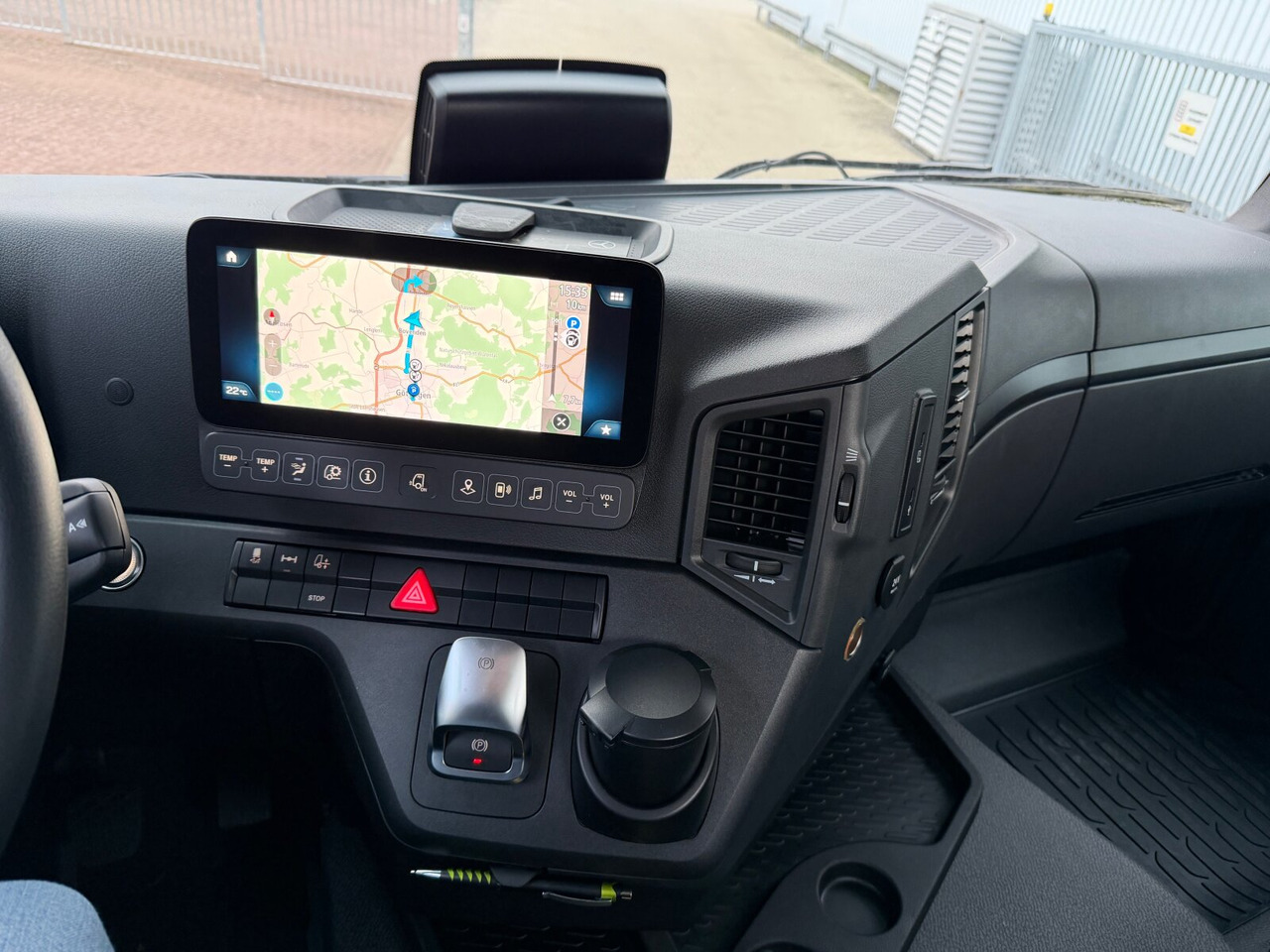 Mercedes-Benz Arocs 2542 L 6x2/4 Arocs 2542/45 L 6x2/4, Vorlauflenk-/liftachse, Navi, MultimediaCockpit - Камион со кабинска шасија: слика 3 Mercedes-Benz Arocs 2542 L 6x2/4 Arocs 2542/45 L 6x2/4, Vorlauflenk-/liftachse, Navi, MultimediaCockpit - Камион со кабинска шасија: слика 3