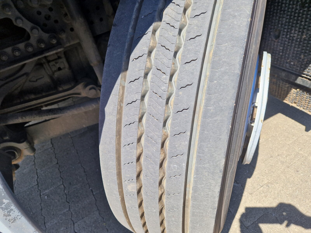 Камион со кран, Камион со платформа Mercedes-Benz Arocs 2545 L/6x2/4 Arocs 2545 L/6x2/4, Atlas Kran, 145.2-A19 VB, 9,4m-1.51 to, Lenkachse, entlastbar, Retarder, Klima,: слика 6 Камион со кран, Камион со платформа Mercedes-Benz Arocs 2545 L/6x2/4 Arocs 2545 L/6x2/4, Atlas Kran, 145.2-A19 VB, 9,4m-1.51 to, Lenkachse, entlastbar, Retarder, Klima,: слика 6