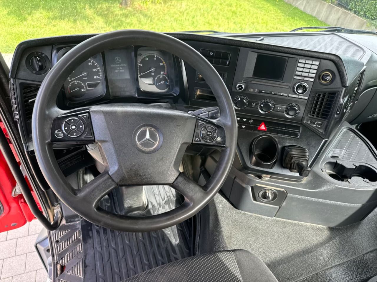 Mercedes-Benz Arocs 2645 K 6x4 Arocs 2645 K 6x4, Retarder, Bordmatik - Кипер: слика 2 Mercedes-Benz Arocs 2645 K 6x4 Arocs 2645 K 6x4, Retarder, Bordmatik - Кипер: слика 2