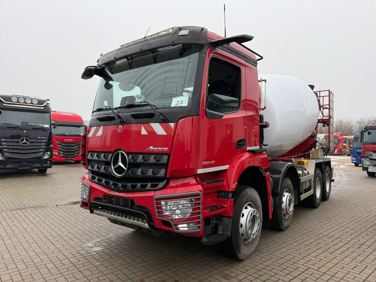 Mercedes-Benz Arocs 3243 B 8x4/4 Arocs 3243 B 8x4/4, MirrorCam, MultimediaCockpit, Navi, Betonmischer Intermix ca. 9m³ - Камион миксер за бетон: слика 1 Mercedes-Benz Arocs 3243 B 8x4/4 Arocs 3243 B 8x4/4, MirrorCam, MultimediaCockpit, Navi, Betonmischer Intermix ca. 9m³ - Камион миксер за бетон: слика 1