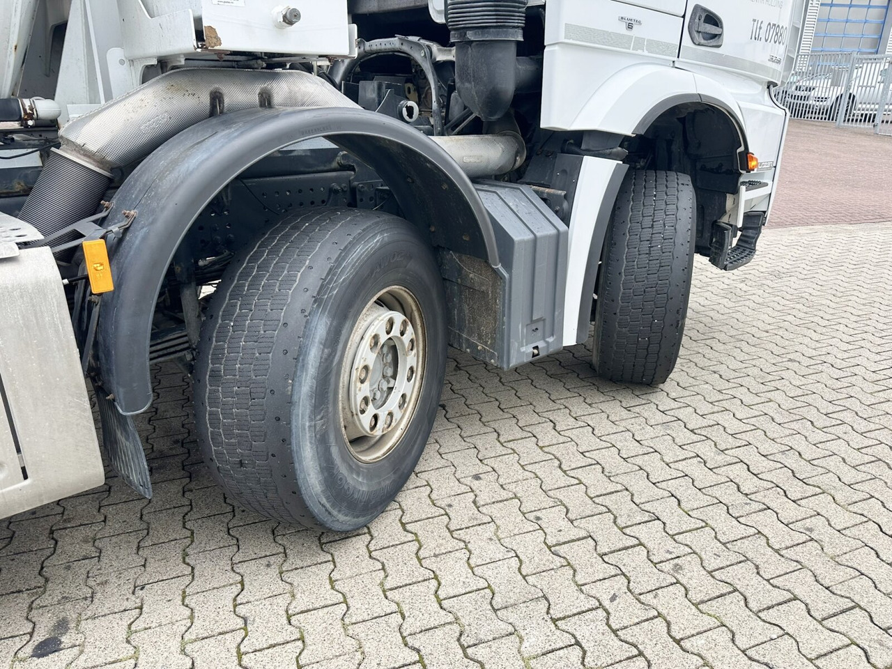 Mercedes-Benz Arocs 3251 LB 8x4/4 Arocs 3251 LB 8x4/4, Betonmischer Liebherr ca. 9m³ - Камион миксер за бетон: слика 2 Mercedes-Benz Arocs 3251 LB 8x4/4 Arocs 3251 LB 8x4/4, Betonmischer Liebherr ca. 9m³ - Камион миксер за бетон: слика 2