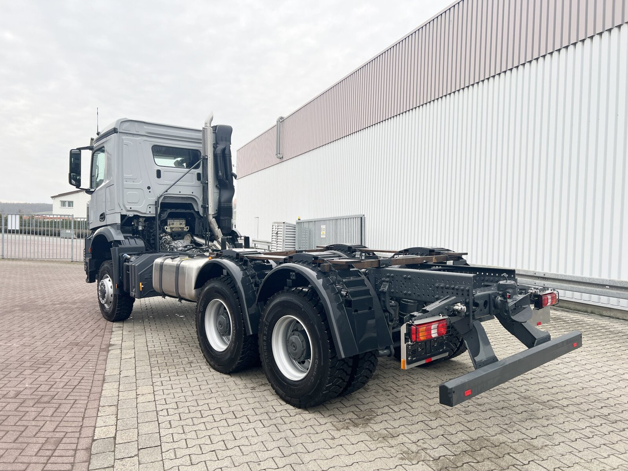 Нов Камион со кука за подигање Mercedes-Benz Arocs 3340/46 A 6x6 Arocs 3340/46 A 6x6/39, Grounder: слика 11
