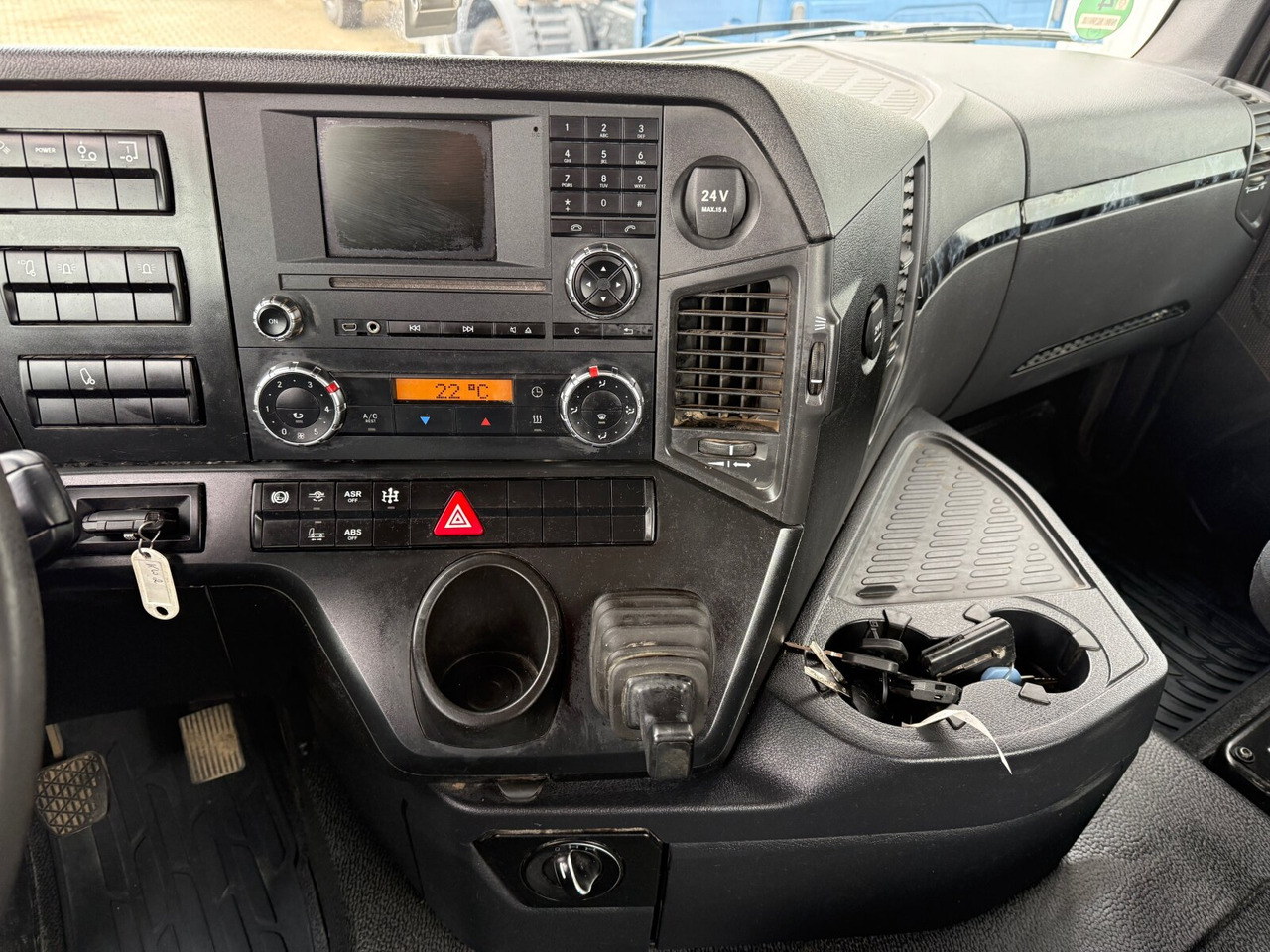 Mercedes-Benz Arocs 3363 K 6x4 Arocs 3363 K 6x4, Grounder, Turbo-Retarder-Kupplung, Bordmatik - Кипер: слика 5 Mercedes-Benz Arocs 3363 K 6x4 Arocs 3363 K 6x4, Grounder, Turbo-Retarder-Kupplung, Bordmatik - Кипер: слика 5