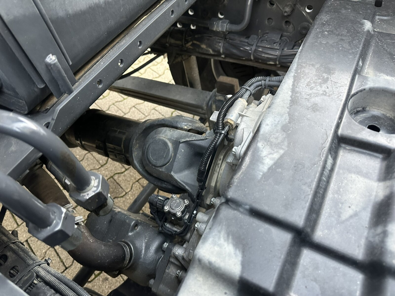 Mercedes-Benz Arocs 3445 K 8x4/4 Arocs 3445 K 8x4/4, Meiller Bordmatik links - Кипер: слика 2 Mercedes-Benz Arocs 3445 K 8x4/4 Arocs 3445 K 8x4/4, Meiller Bordmatik links - Кипер: слика 2