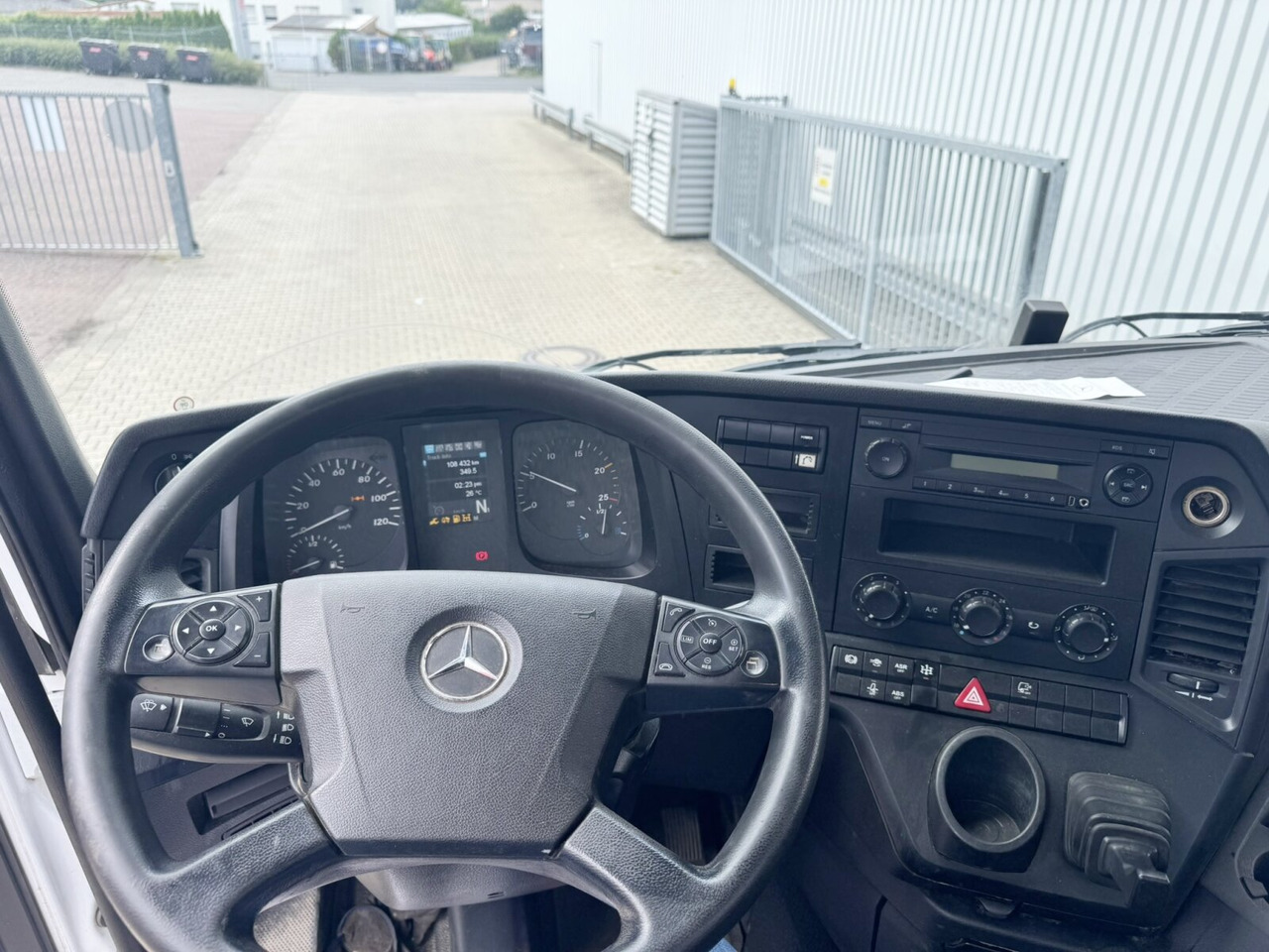 Mercedes-Benz Arocs 4142 K 8x4/4 Arocs 4142/45 K 8x4/4, Meiller Bordmatik links - Кипер: слика 4 Mercedes-Benz Arocs 4142 K 8x4/4 Arocs 4142/45 K 8x4/4, Meiller Bordmatik links - Кипер: слика 4