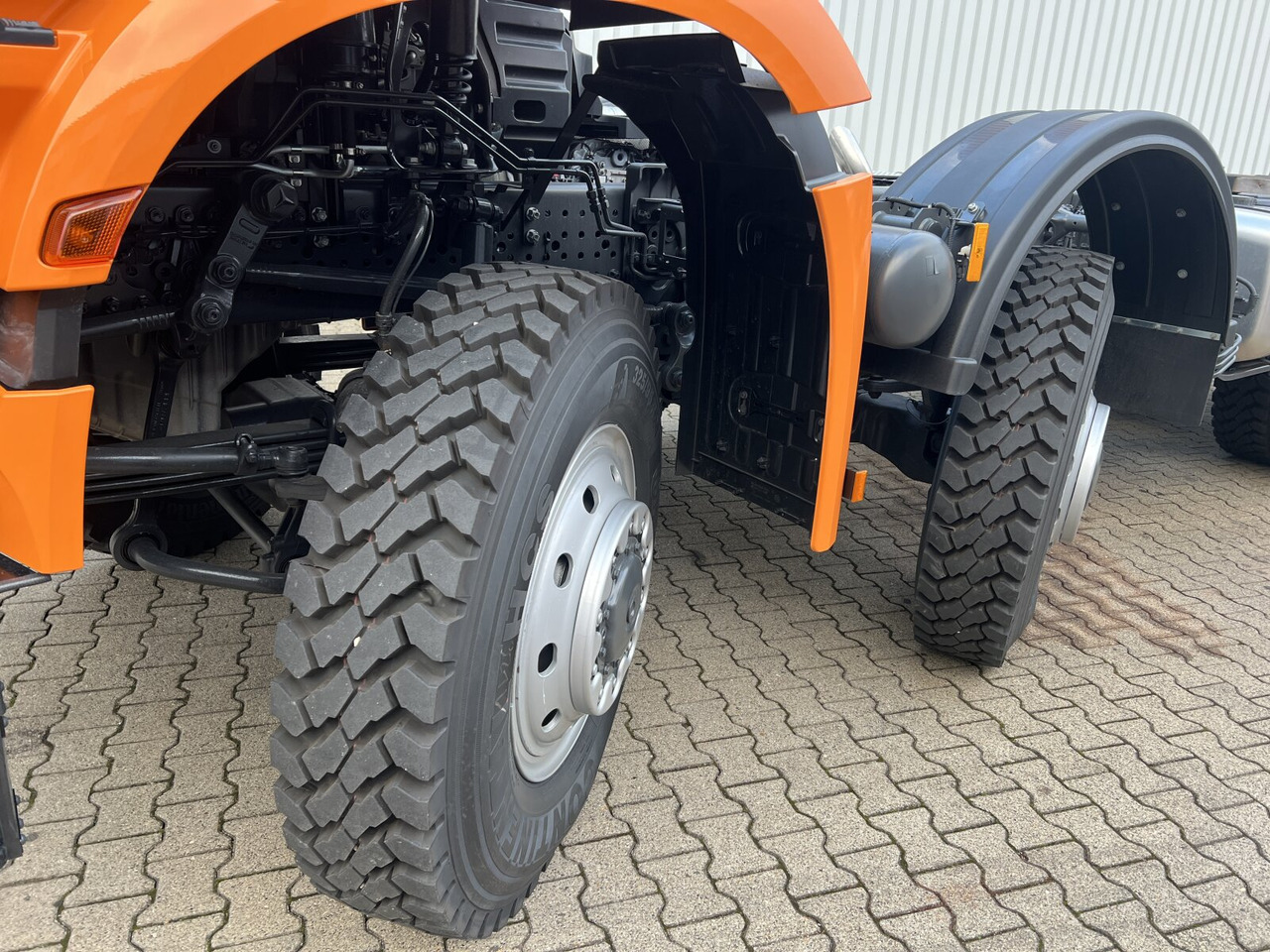 Нов Камион со кабинска шасија Mercedes-Benz Arocs 4151 AK 8x8/4 Arocs 4151 AK 8x8/4, Grounder: слика 13 Нов Камион со кабинска шасија Mercedes-Benz Arocs 4151 AK 8x8/4 Arocs 4151 AK 8x8/4, Grounder: слика 13