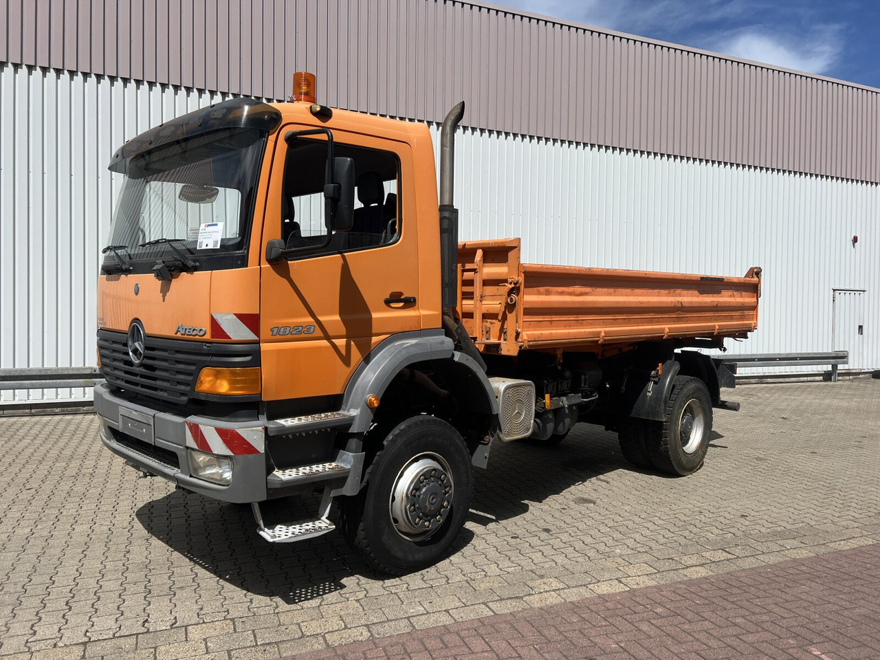 Mercedes-Benz Atego 1823 AK 4x4 Atego 1823 AK 4x4 - Кипер: слика 1 Mercedes-Benz Atego 1823 AK 4x4 Atego 1823 AK 4x4 - Кипер: слика 1