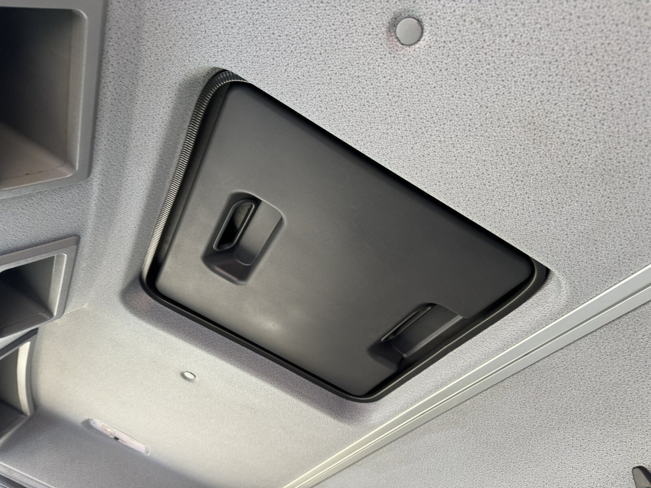 Камион сандучар Mercedes-Benz Atego 816 4x2 Atego 816 4x2 mit LBW BÄR: слика 5 Камион сандучар Mercedes-Benz Atego 816 4x2 Atego 816 4x2 mit LBW BÄR: слика 5