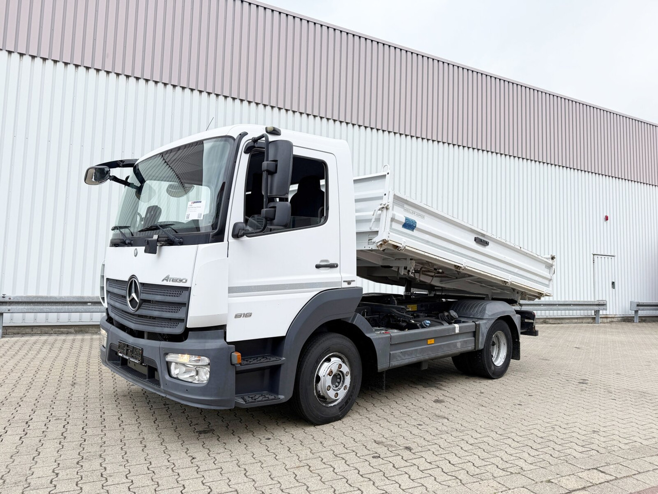 Mercedes-Benz Atego 818/23 K 4x2 Atego 818/23 K 4x2, Meiller-Kipper - Кипер: слика 1 Mercedes-Benz Atego 818/23 K 4x2 Atego 818/23 K 4x2, Meiller-Kipper - Кипер: слика 1