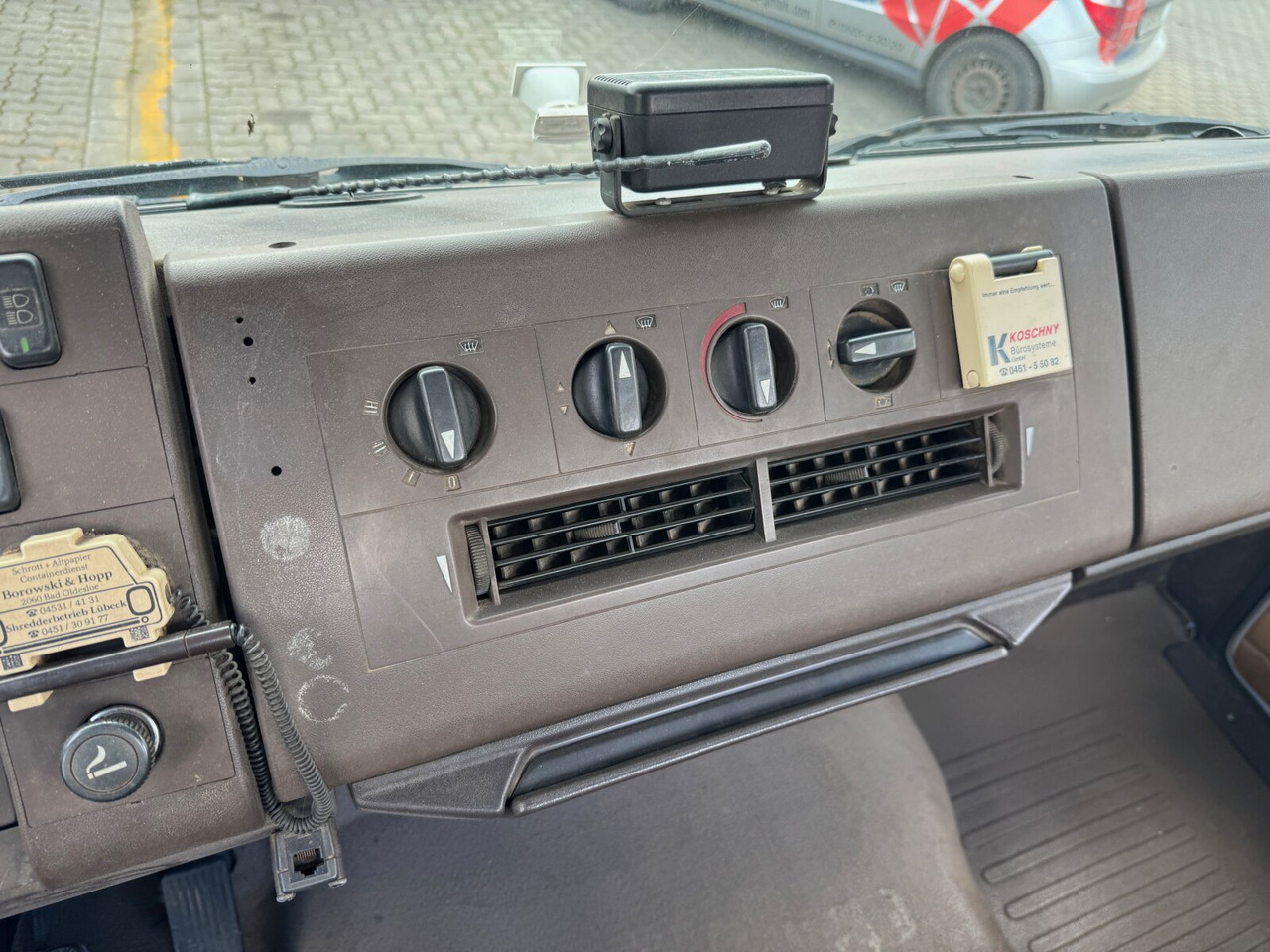 Камион со кука за подигање Mercedes-Benz LK 814 4x2 LK 814 4x2, 6-Zylinder, City-Abroller: слика 9