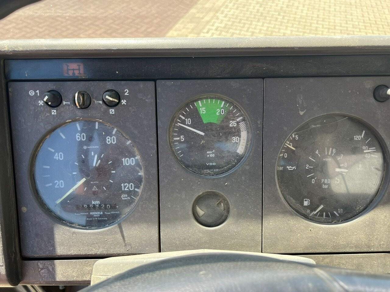 Камион со кука за подигање Mercedes-Benz LK 817 4x2 LK 817 4x2, City-Abroller, 6-Zylinder Motor: слика 13