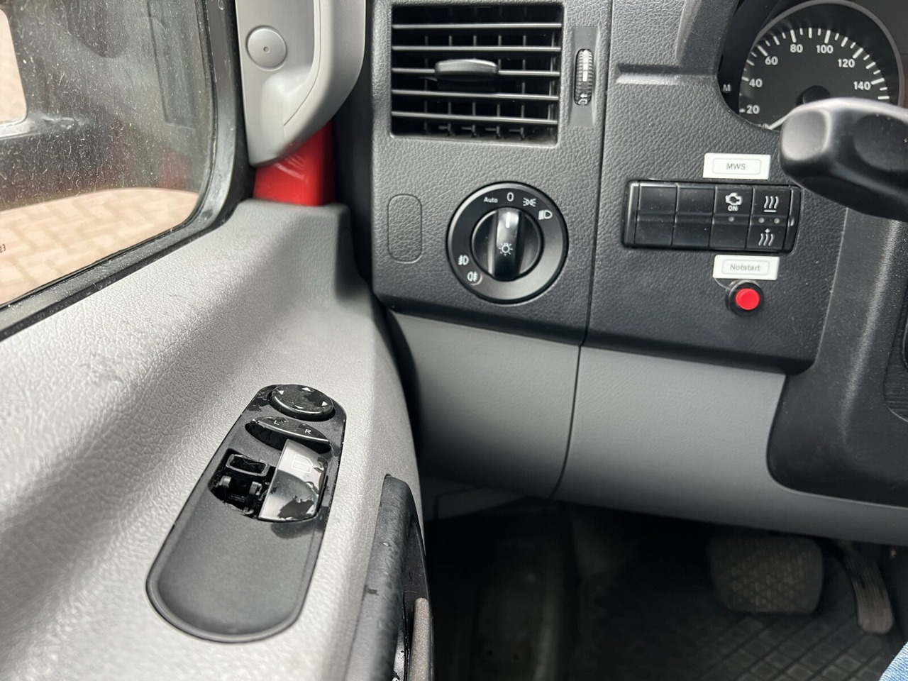 Камион со кабинска шасија, Комбе Mercedes-Benz Sprinter 516 CDI 4x2 Sprinter 516 CDI 4x2, Bi-Xenon: слика 7 Камион со кабинска шасија, Комбе Mercedes-Benz Sprinter 516 CDI 4x2 Sprinter 516 CDI 4x2, Bi-Xenon: слика 7