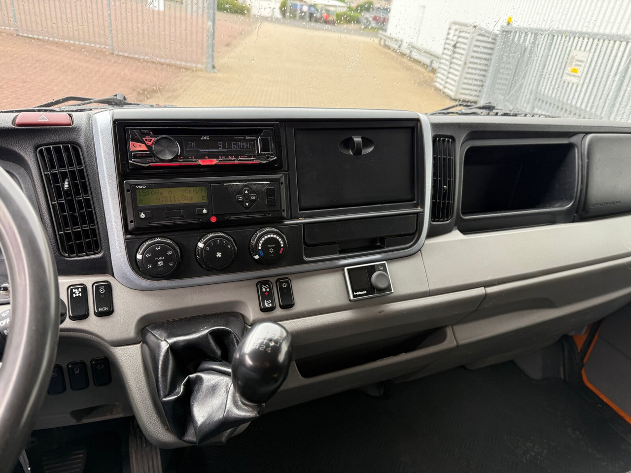 Mitsubishi Fuso 6C18D 4x4 Doka Fuso 6C18D 4x4 Doka - Кипер: слика 4 Mitsubishi Fuso 6C18D 4x4 Doka Fuso 6C18D 4x4 Doka - Кипер: слика 4