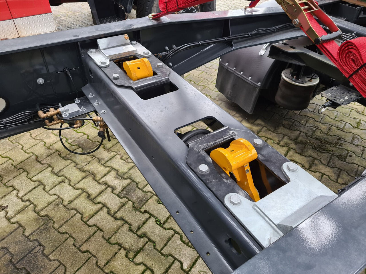 Лизинг на PS2H M3 PS2H M3 Schlitten-Abrollanhänger PS2H M3 PS2H M3 Schlitten-Abrollanhänger: слика 11 Лизинг на PS2H M3 PS2H M3 Schlitten-Abrollanhänger PS2H M3 PS2H M3 Schlitten-Abrollanhänger: слика 11