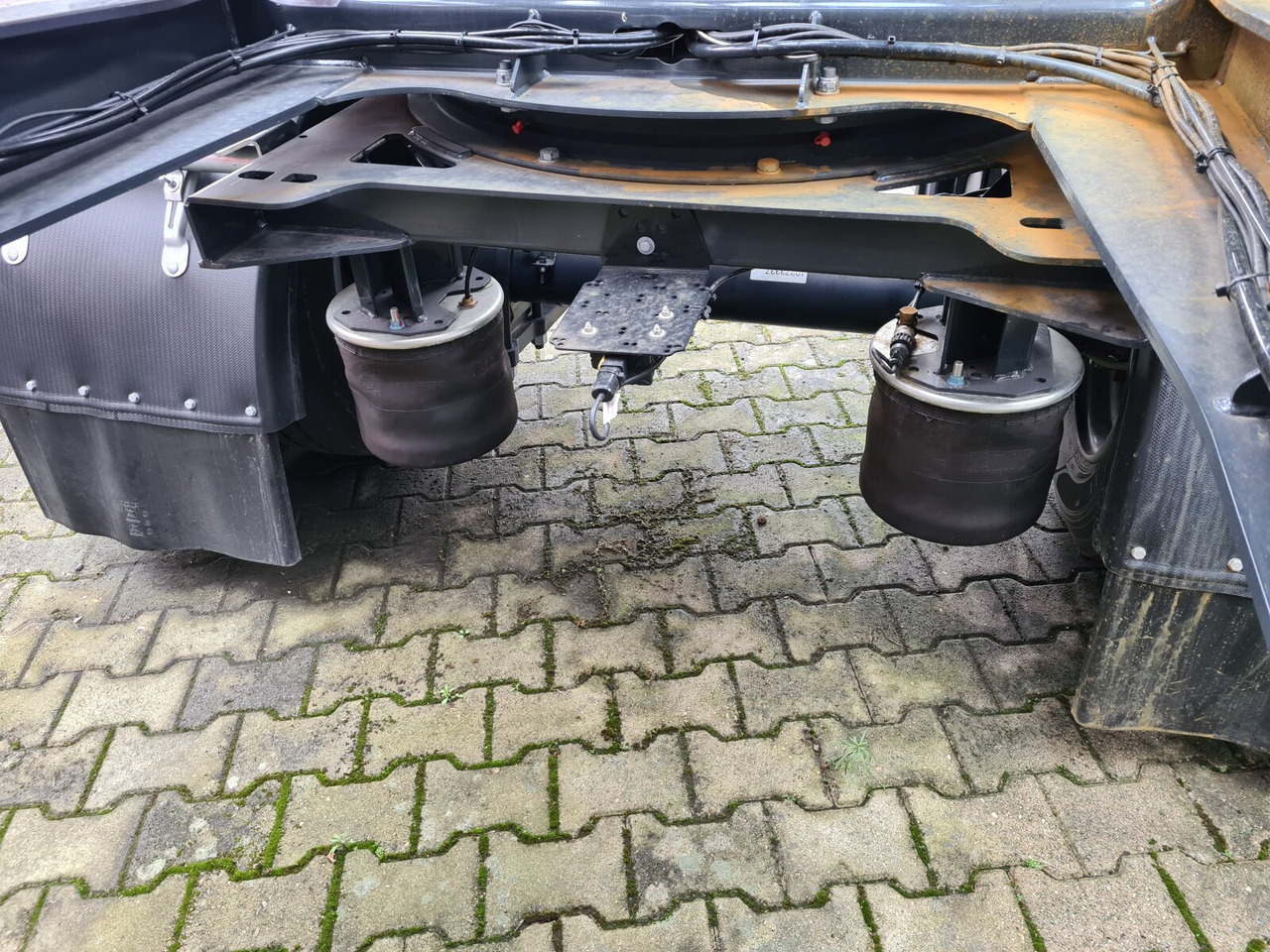 Лизинг на PS2H M3 PS2H M3 Schlitten-Abrollanhänger PS2H M3 PS2H M3 Schlitten-Abrollanhänger: слика 12 Лизинг на PS2H M3 PS2H M3 Schlitten-Abrollanhänger PS2H M3 PS2H M3 Schlitten-Abrollanhänger: слика 12