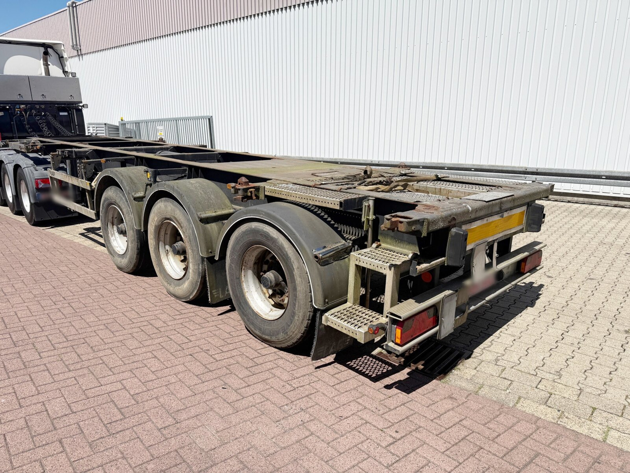 Lag 0-3-39 CD Containerchassis 0-3-39 CD Containerchassis, 20ft und 30ft, ADR - Полуприколка: слика 4 Lag 0-3-39 CD Containerchassis 0-3-39 CD Containerchassis, 20ft und 30ft, ADR - Полуприколка: слика 4
