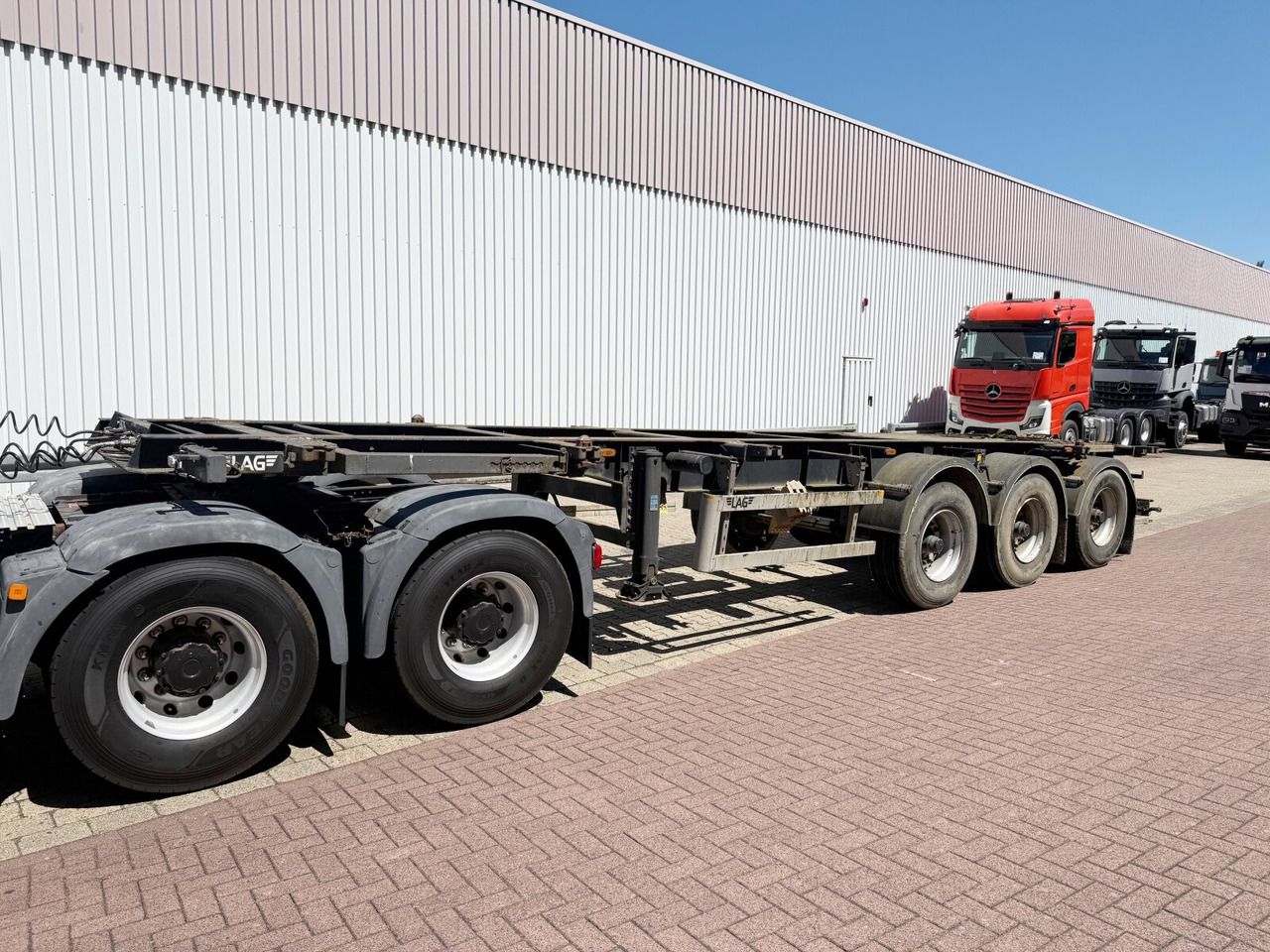 Lag 0-3-39 CD Containerchassis 0-3-39 CD Containerchassis, 20ft und 30ft, ADR - Полуприколка: слика 1 Lag 0-3-39 CD Containerchassis 0-3-39 CD Containerchassis, 20ft und 30ft, ADR - Полуприколка: слика 1