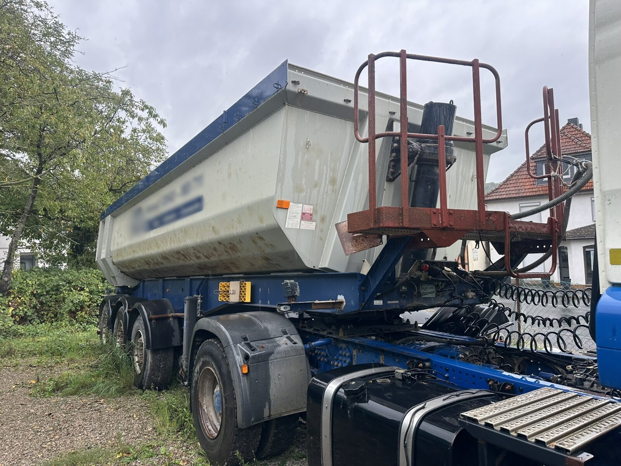 Schwarzmüller HKS 3/E-S1 HKS 3/E-S1, Liftachse, 25m³ - Полуприколка: слика 1 Schwarzmüller HKS 3/E-S1 HKS 3/E-S1, Liftachse, 25m³ - Полуприколка: слика 1