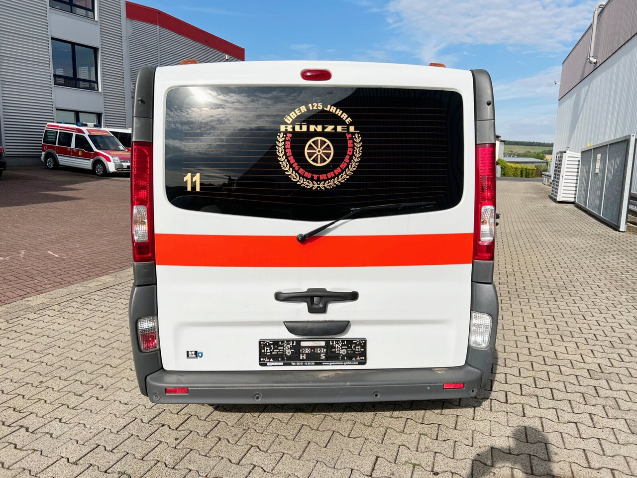 Амбулантно возило Renault Trafik 2.0 dCi115 4x2 Trafik 2.0 dCi115 4x2, Krankentransporter: слика 15 Амбулантно возило Renault Trafik 2.0 dCi115 4x2 Trafik 2.0 dCi115 4x2, Krankentransporter: слика 15