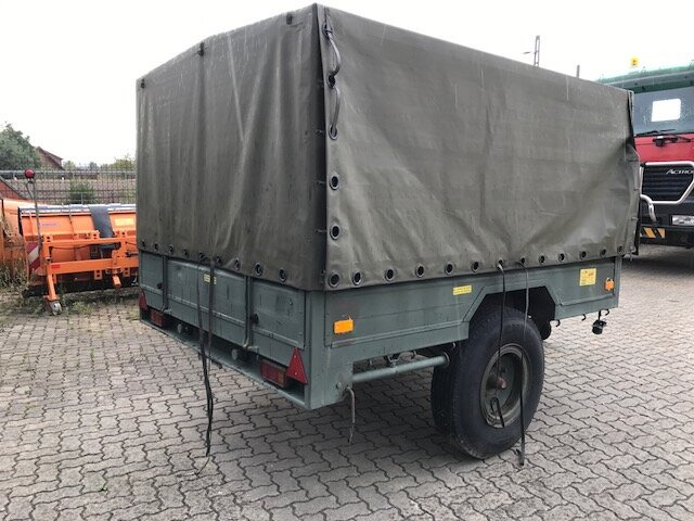 SARIS Wassertank-Anhänger SARIS Wassertank-Anhänger 8x vorhanden! - Приколка цистерна: слика 2 SARIS Wassertank-Anhänger SARIS Wassertank-Anhänger 8x vorhanden! - Приколка цистерна: слика 2