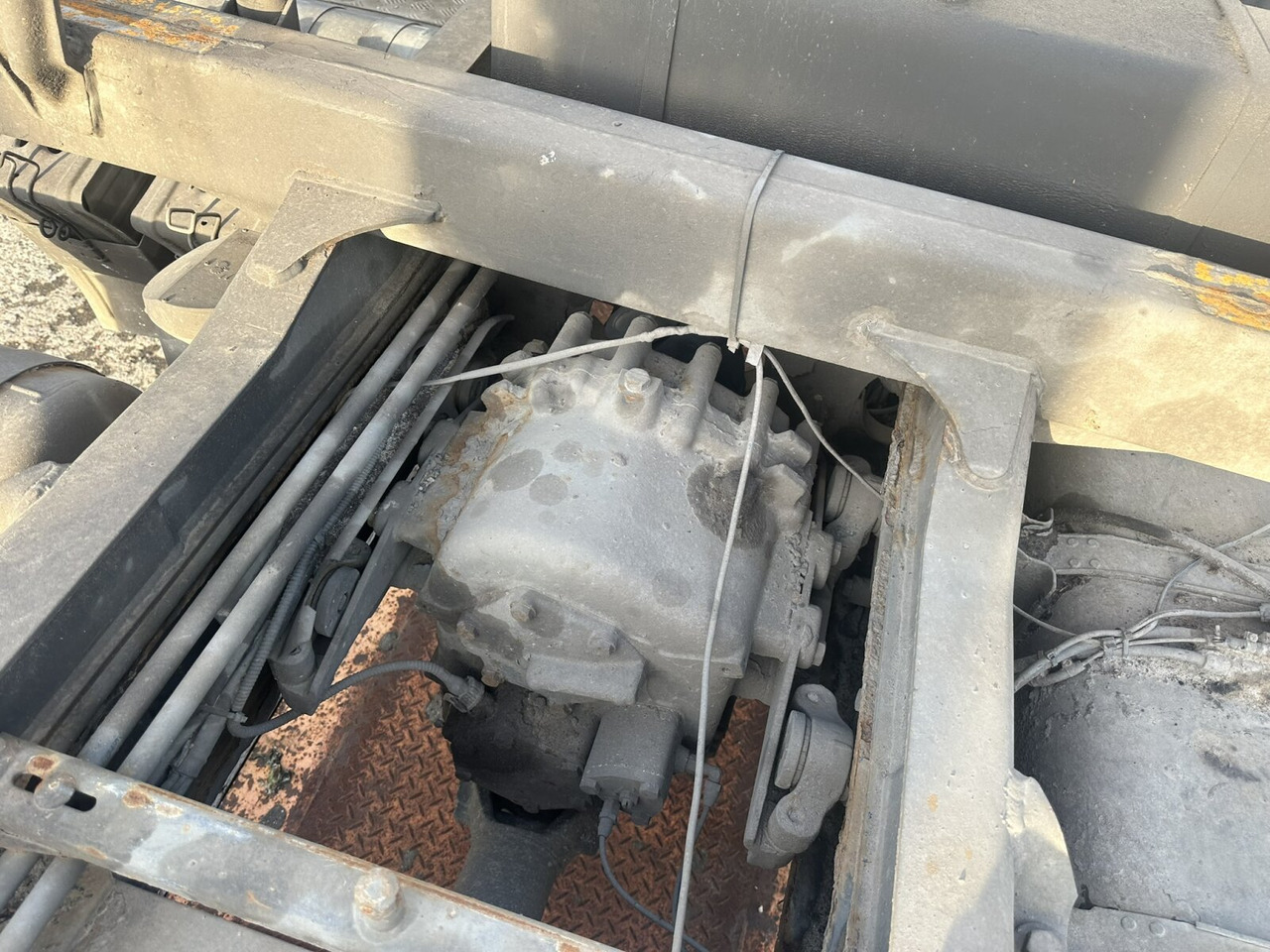 Scania 124C 400 6x6 124C 400 6x6 - Кипер: слика 5 Scania 124C 400 6x6 124C 400 6x6 - Кипер: слика 5