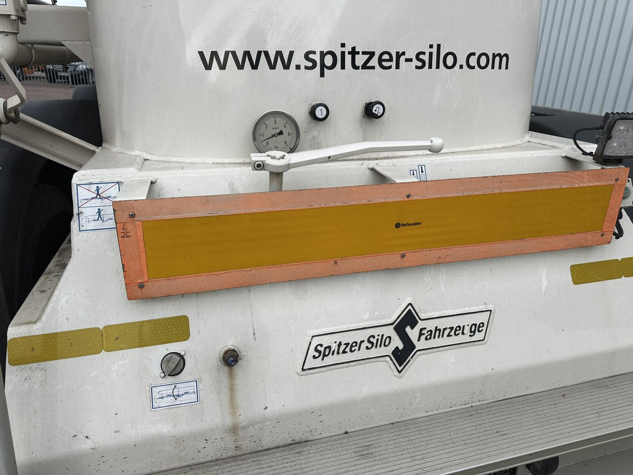 Spitzer SF 2739/2P SF 2739/2P Siloauflieger ca. 39m³, 2x Liftachse - Полуприколка силос: слика 5 Spitzer SF 2739/2P SF 2739/2P Siloauflieger ca. 39m³, 2x Liftachse - Полуприколка силос: слика 5