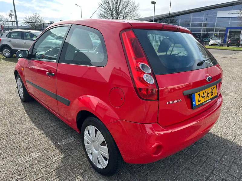 Ford Fiesta TDCi 1.4 + AIRCO + CARPLAY + REAR CAMERA + 194.511 KM - Хечбек: слика 3 Ford Fiesta TDCi 1.4 + AIRCO + CARPLAY + REAR CAMERA + 194.511 KM - Хечбек: слика 3