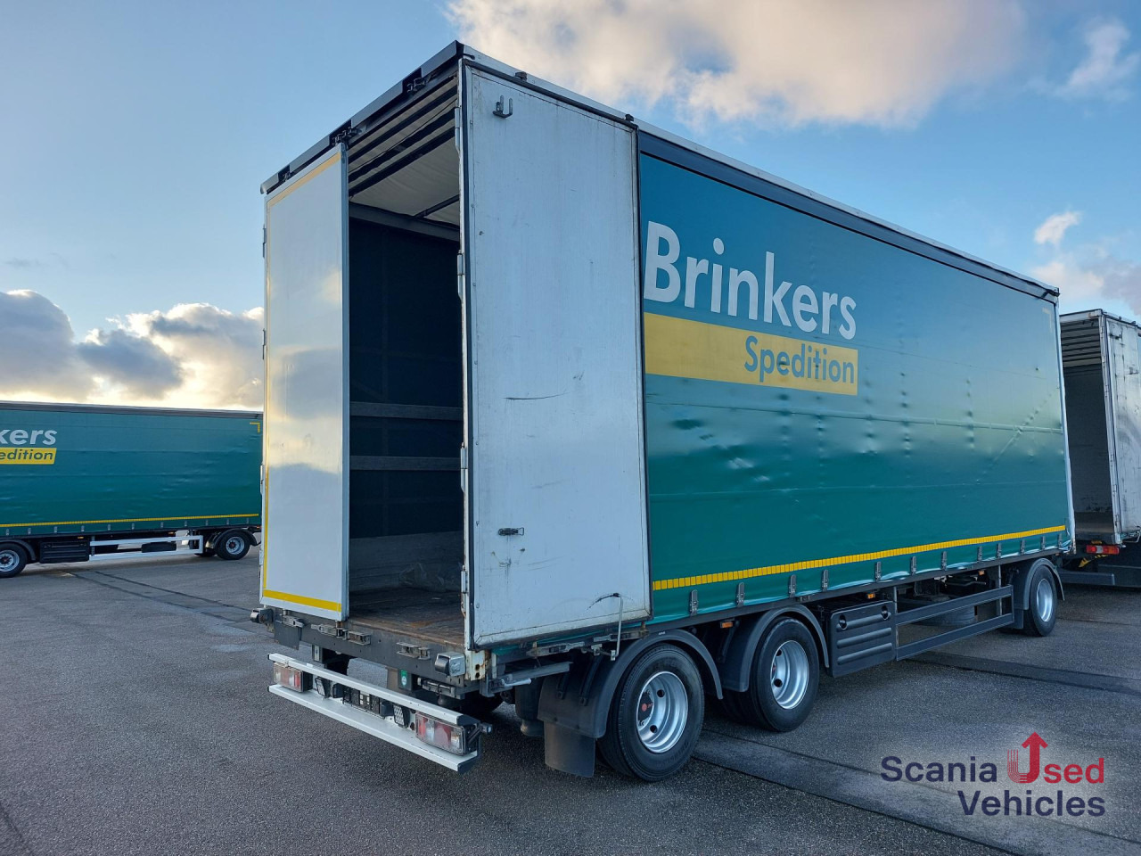 Приколка со церада Höötmann 3 Achs Anhänger Plane und Spriegel: слика 6 Приколка со церада Höötmann 3 Achs Anhänger Plane und Spriegel: слика 6