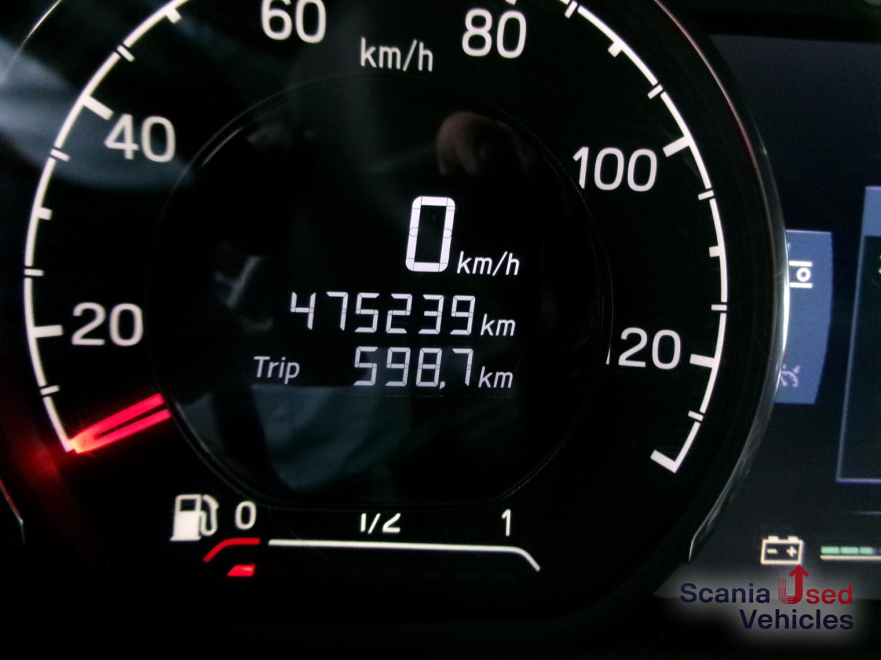 SCANIA R 450 A4x2EB 2 Tanks Standklima TOP!!! - Камион влекач: слика 3 SCANIA R 450 A4x2EB 2 Tanks Standklima TOP!!! - Камион влекач: слика 3