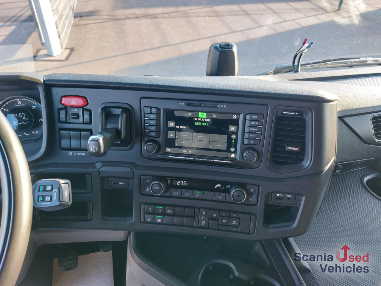 SCANIA R 460 A4x2EB - Камион влекач: слика 3 SCANIA R 460 A4x2EB - Камион влекач: слика 3