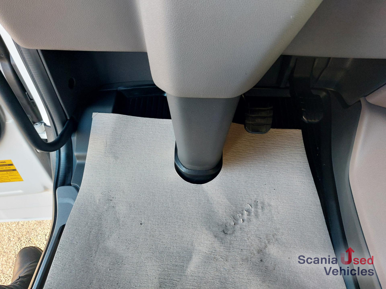 SCANIA R 460 A4x2EB - Камион влекач: слика 2 SCANIA R 460 A4x2EB - Камион влекач: слика 2