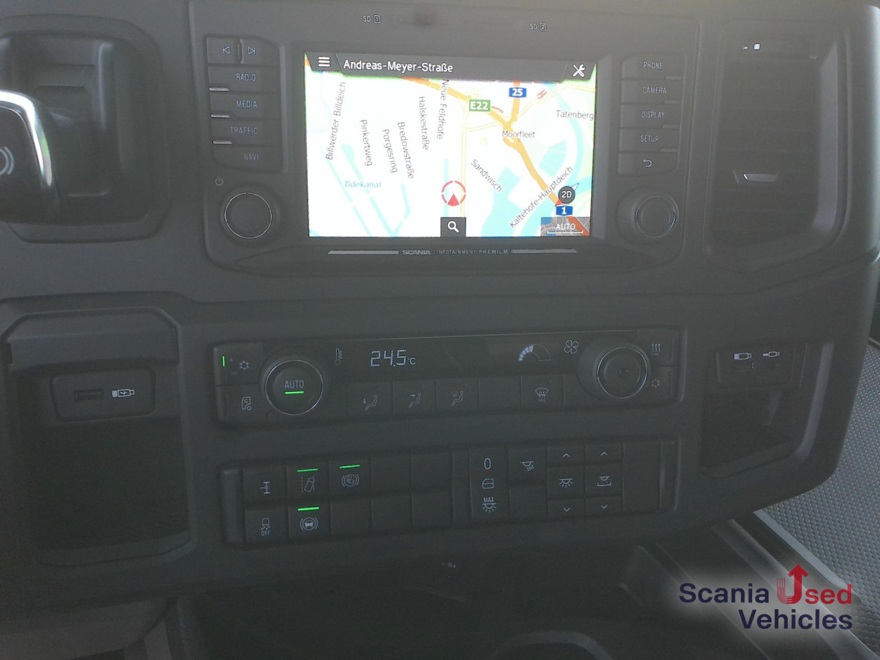 SCANIA R 460 A4x2EB Volumen Mega Jumbo - Камион влекач: слика 3 SCANIA R 460 A4x2EB Volumen Mega Jumbo - Камион влекач: слика 3